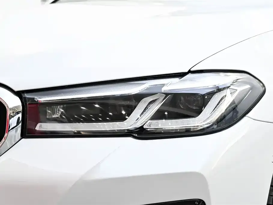 BMW 5 Series New Energy — фото 8