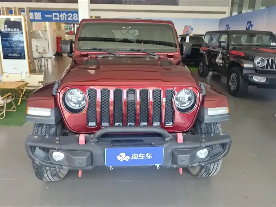 Jeep Wrangler 2022 из CN, фото 2