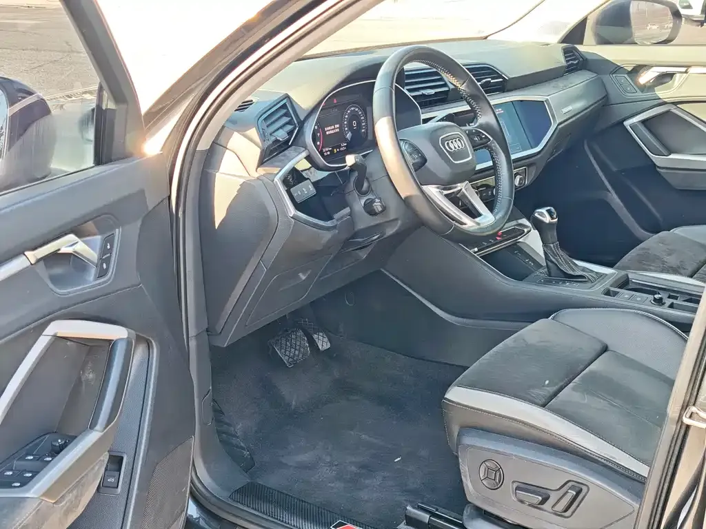 Audi Q3 2021 из CN, фото 7