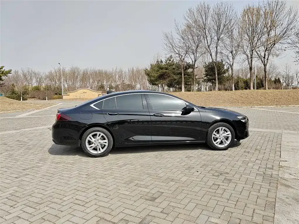 Buick Regal — фото 10