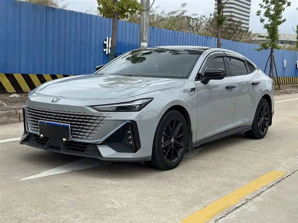 Changan UNI-V 2023 из CN, фото 1