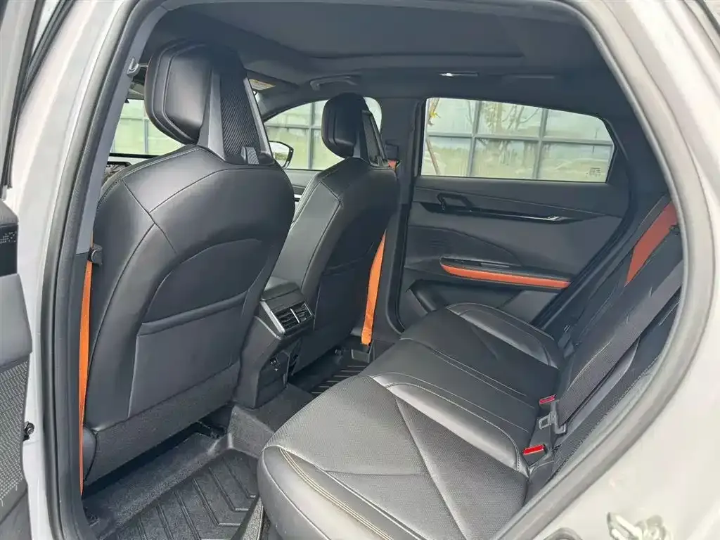 Changan UNI-V 2023 из CN, фото 5