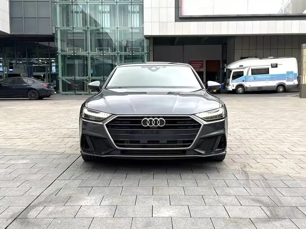 Audi A7 — фото 2