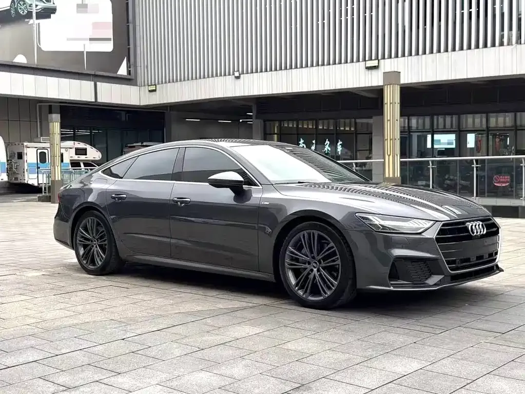 Audi A7 — фото 8