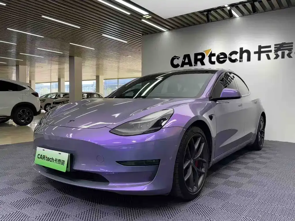 Tesla Model 3 — фото 2