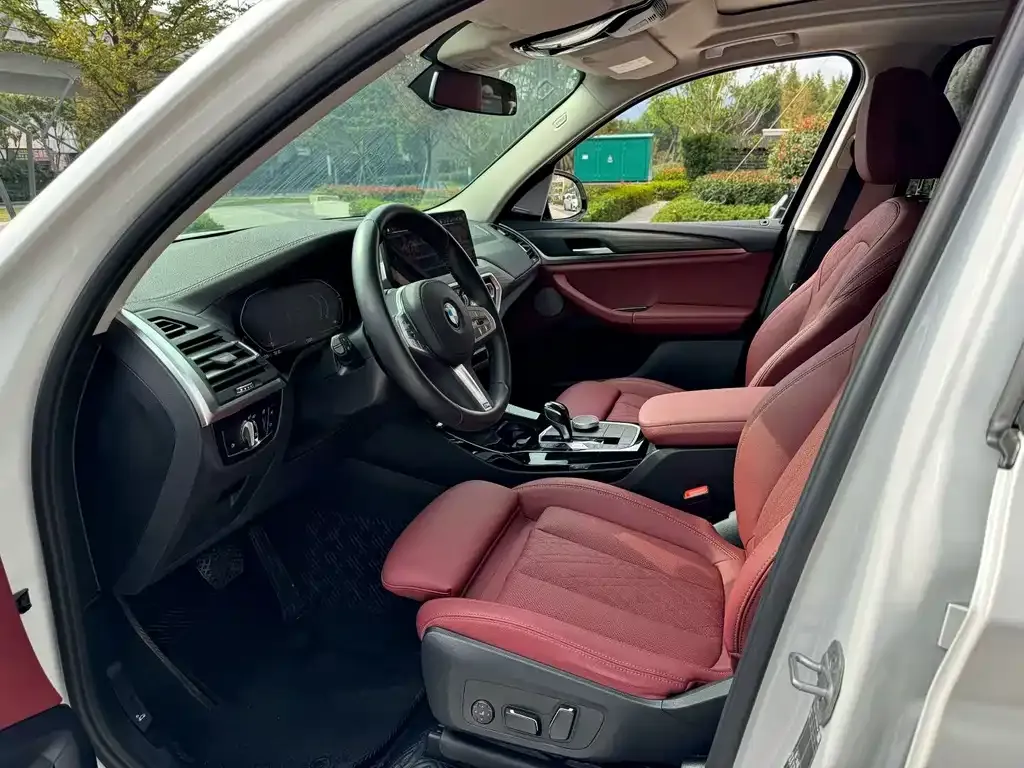 BMW X3 2024 из CN, фото 3