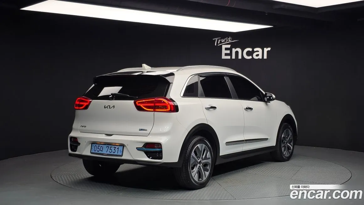Kia Niro — фото 2