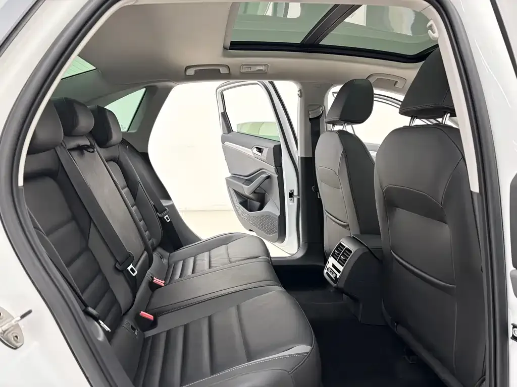 Volkswagen Sagitar 2021 из CN, фото 10