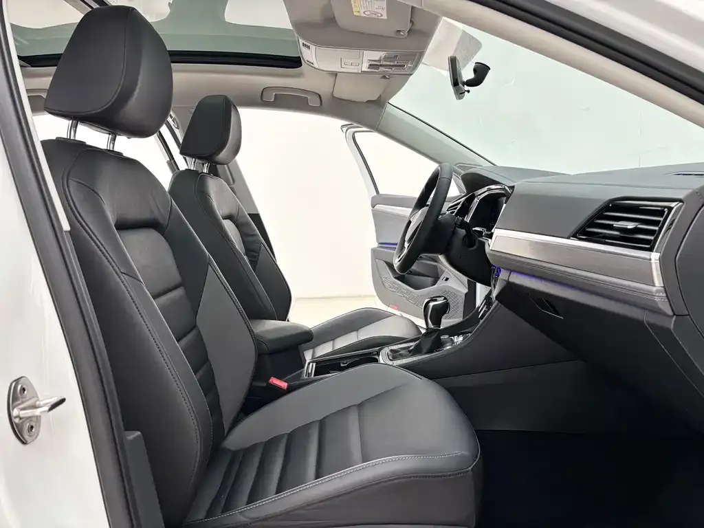 Volkswagen Sagitar 2021 из CN, фото 8