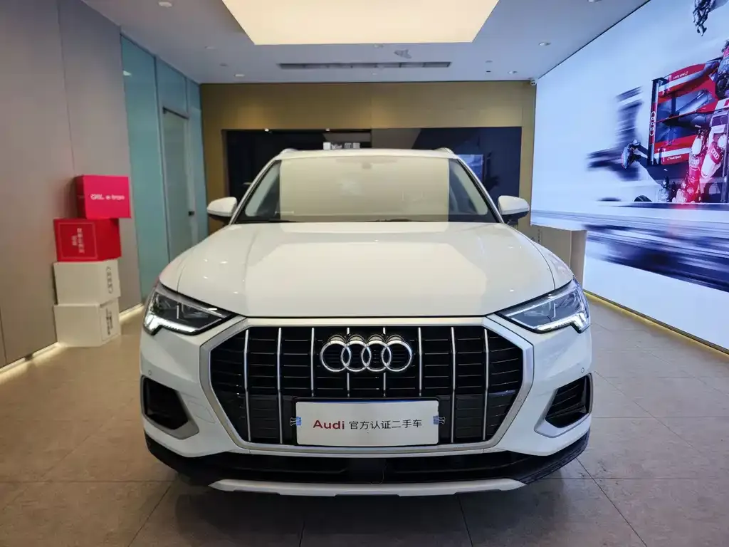 Audi Q3 2023 из CN, фото 2