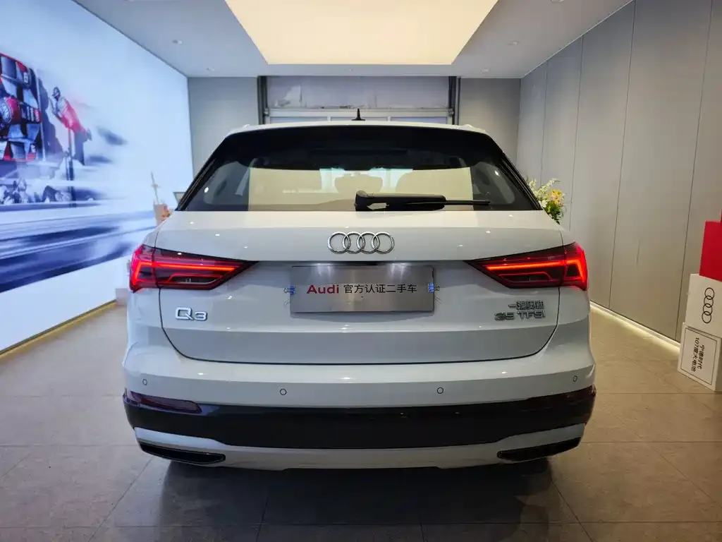 Audi Q3 2023 из CN, фото 4