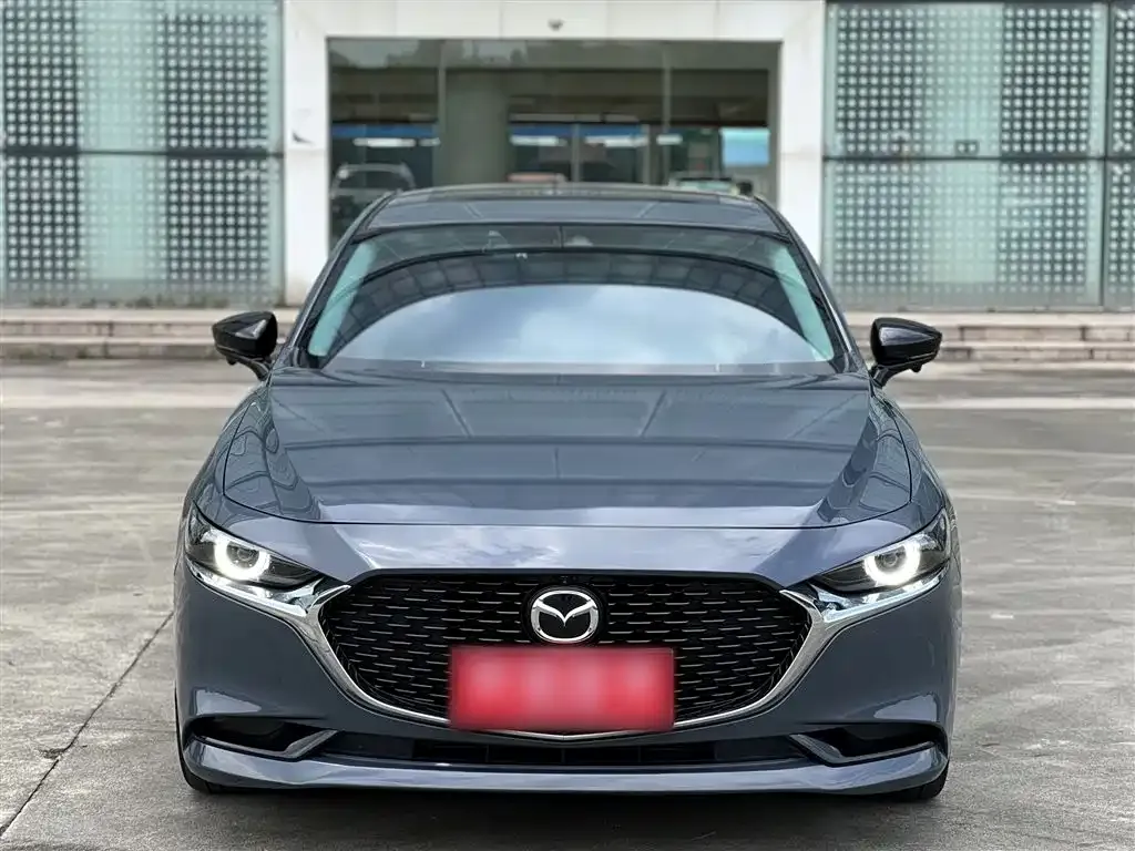 Mazda 3 Axela — фото 3