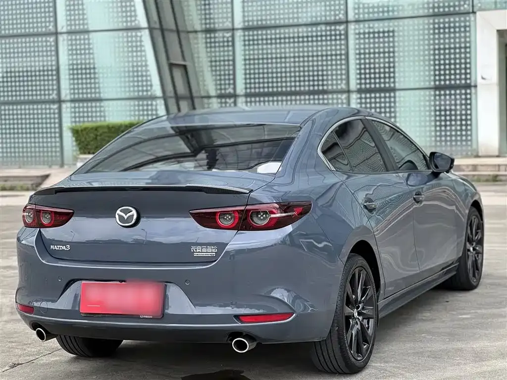 Mazda 3 Axela — фото 7