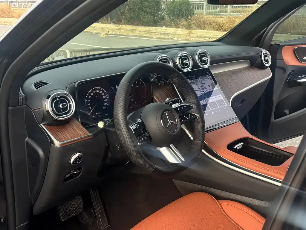 Mercedes-Benz GLC 2024 из CN, фото 10