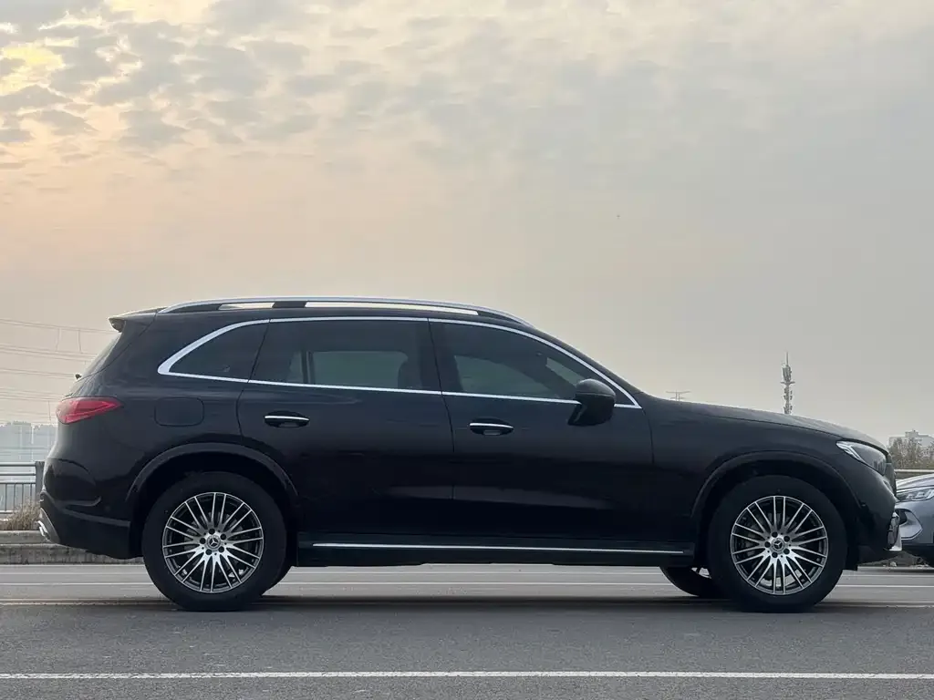 Mercedes-Benz GLC 2024 из CN, фото 8