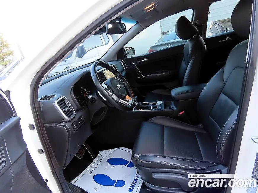 Kia Sportage — фото 5