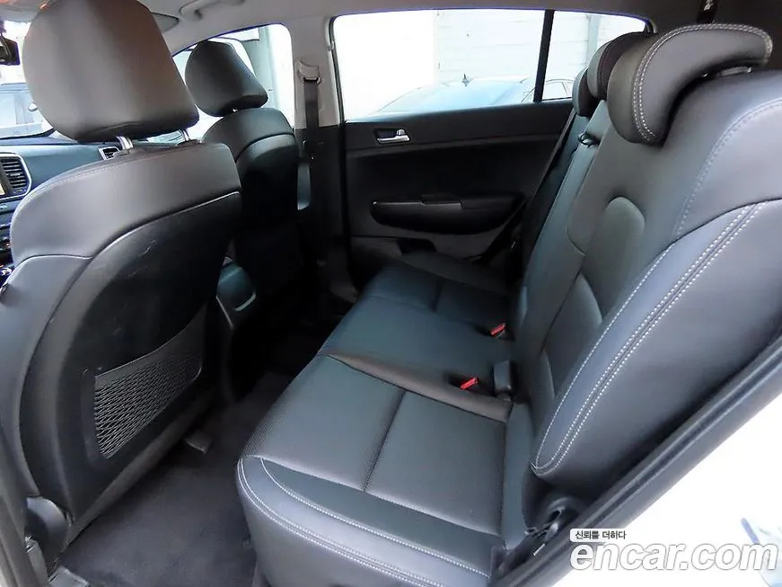 Kia Sportage — фото 6