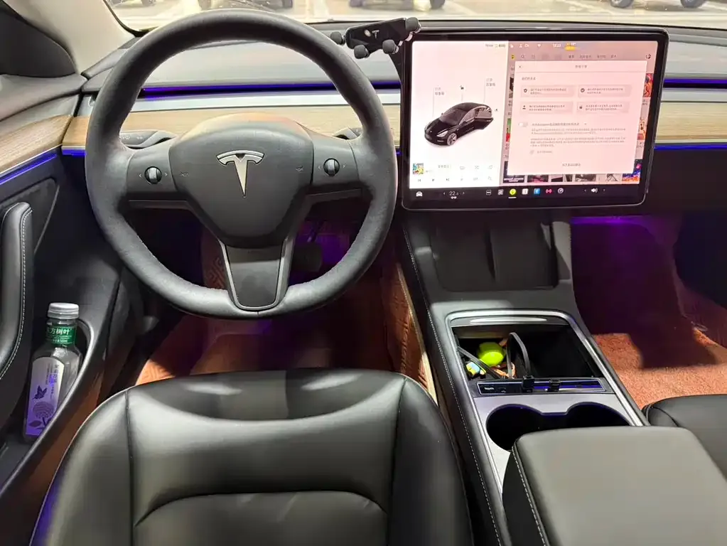Tesla Model 3 — фото 8