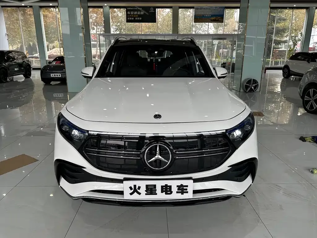Mercedes-Benz EQB 2024 из CN, фото 1