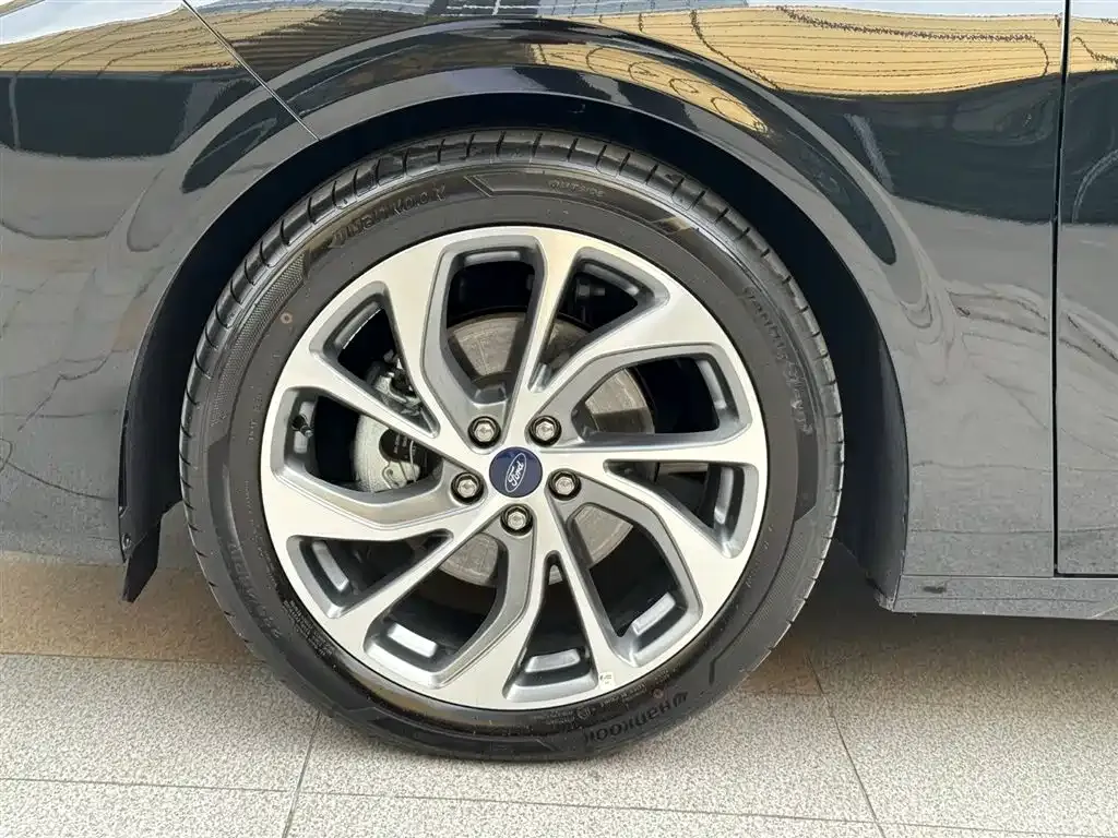 Ford Mondeo 2025 из CN, фото 9
