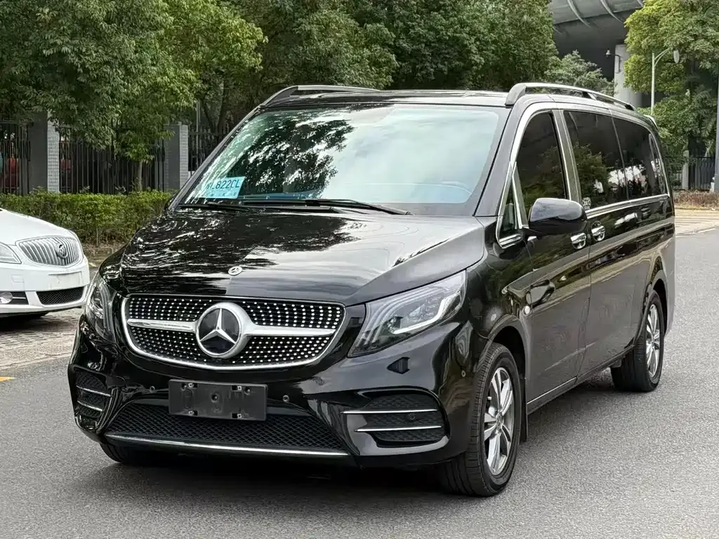 Mercedes-Benz Vito — фото 1