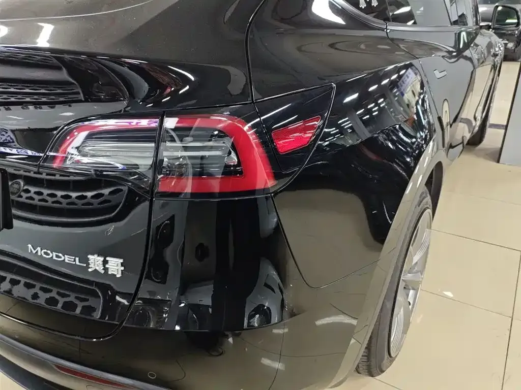 Tesla Model Y 2024 из CN, фото 8
