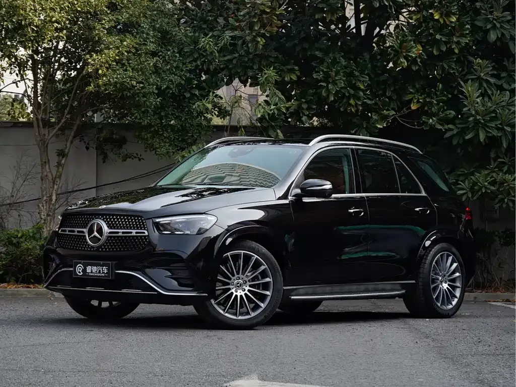 Mercedes-Benz GLE — фото 1