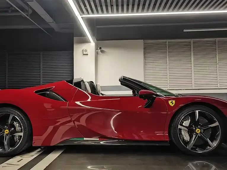 Ferrari SF90 2023 из CN, фото 4
