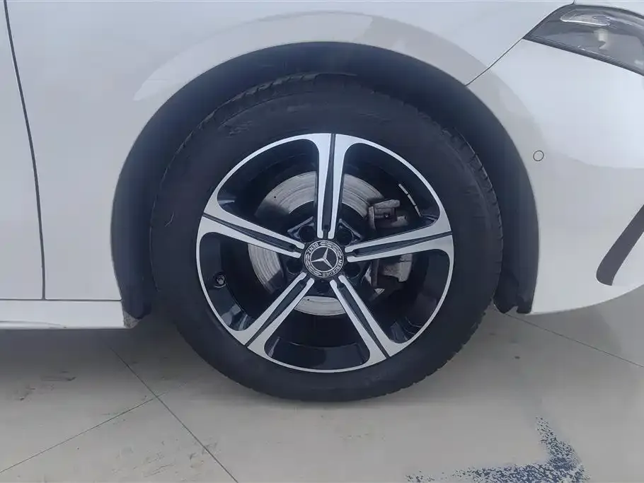 Mercedes-Benz A-Class 2023 из CN, фото 6