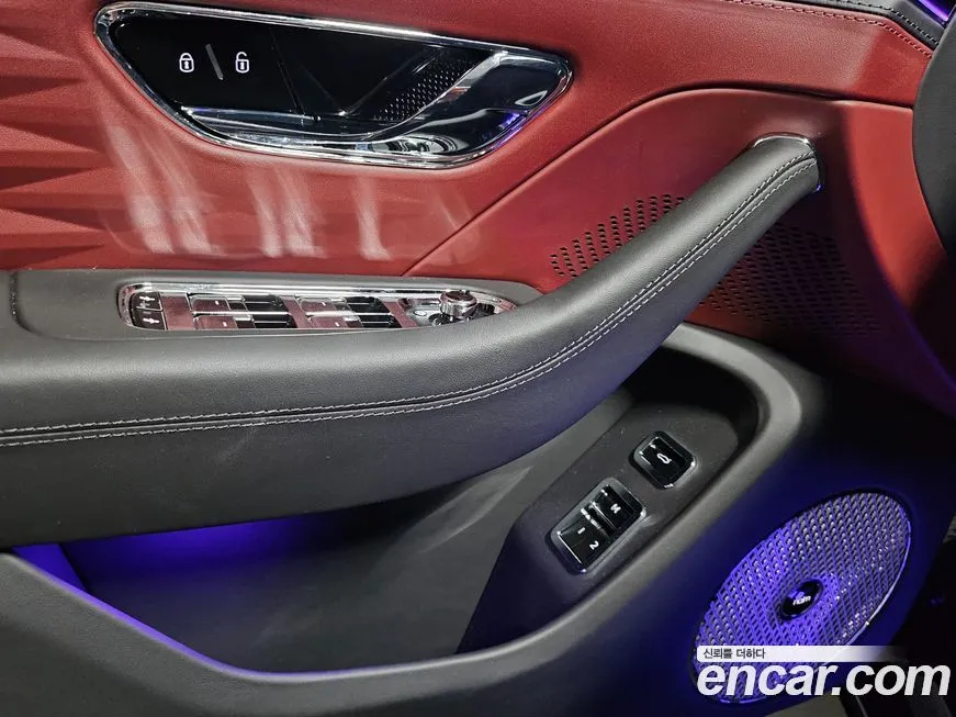 Bentley Flying Spur — фото 7