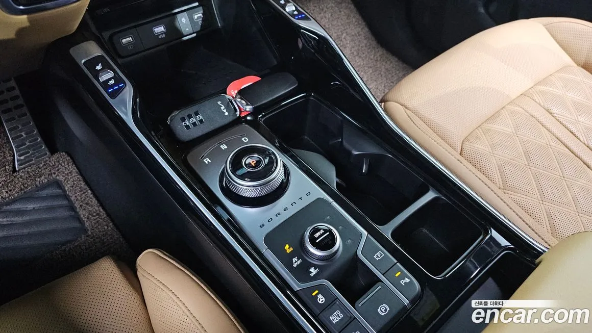 Kia Sorento — фото 9