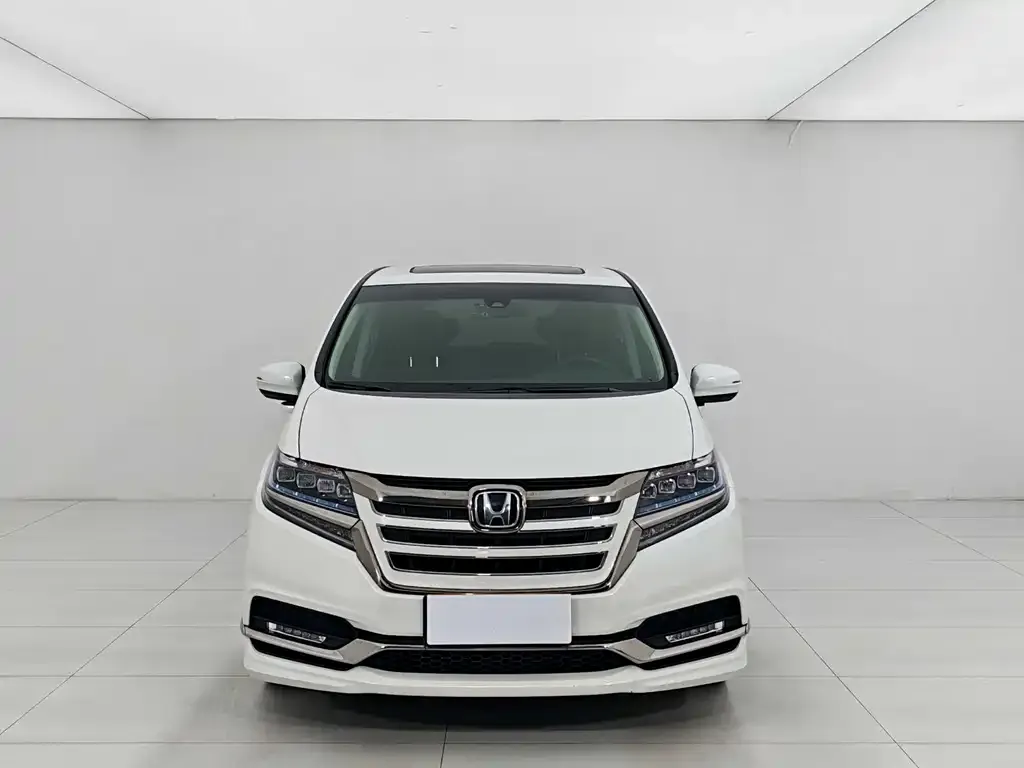 Honda Elysion 2021 из CN, фото 2