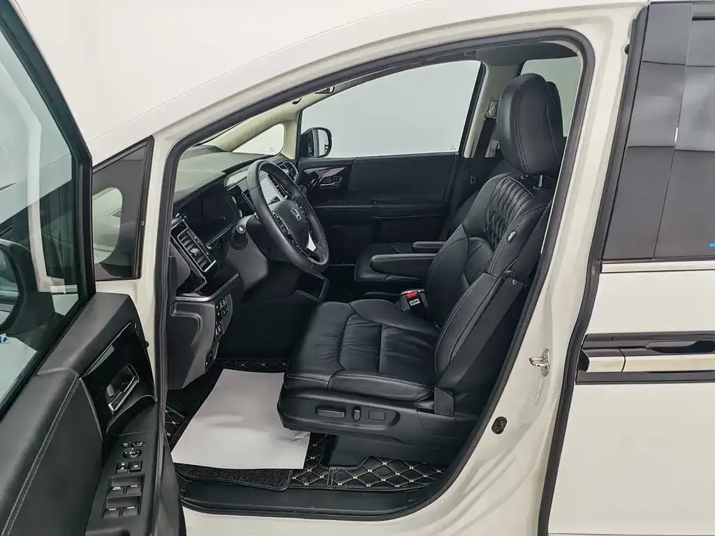 Honda Elysion 2021 из CN, фото 9