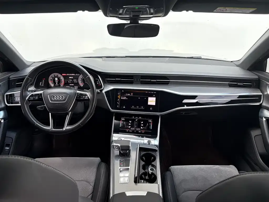 Audi A6L — фото 9