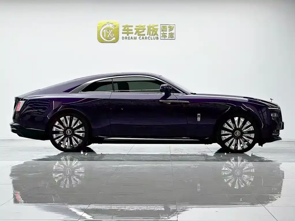 Rolls-Royce Phantom 2025 из CN, фото 7