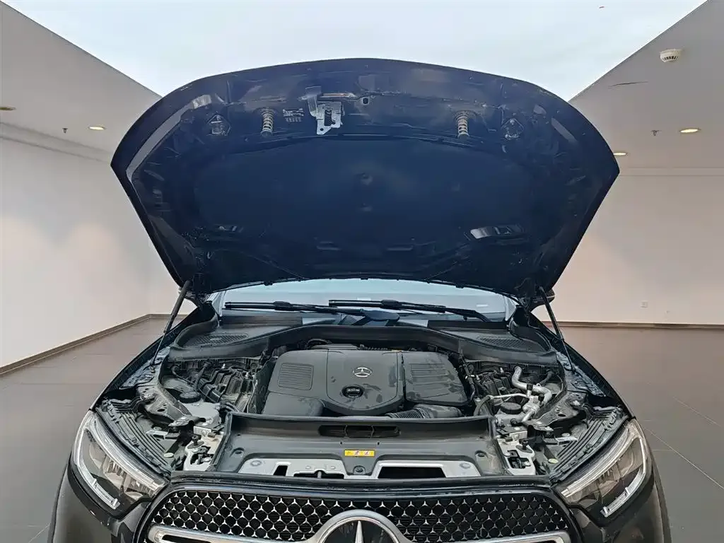 Mercedes-Benz GLC — фото 9