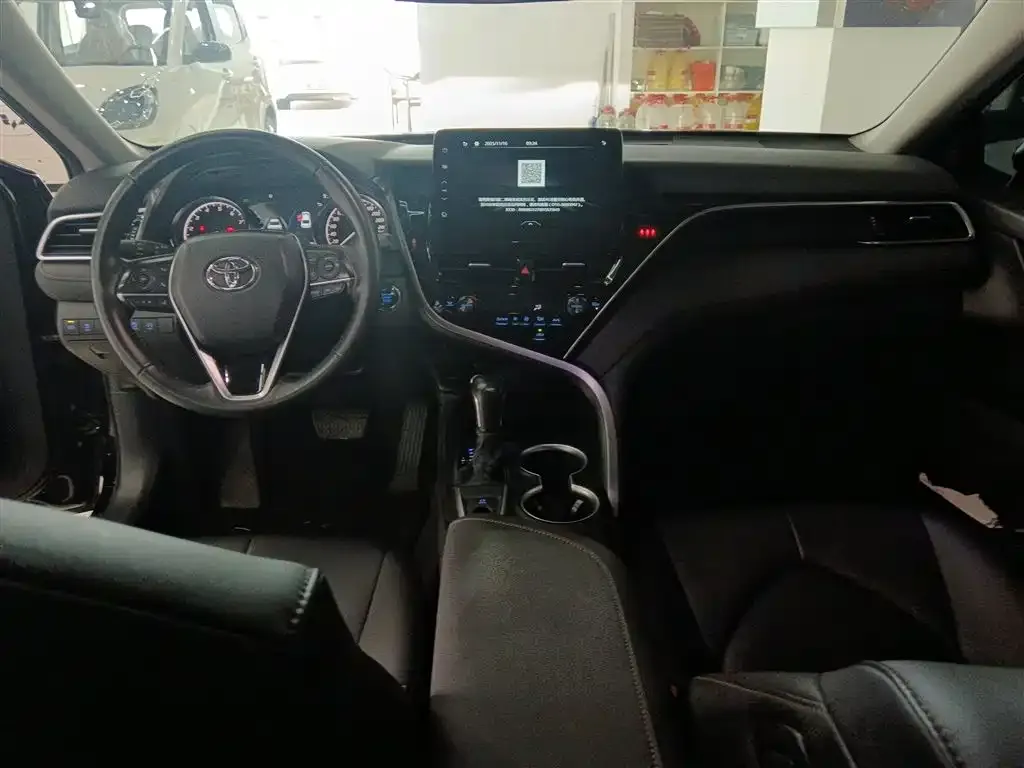 Toyota Camry 2021 из CN, фото 10