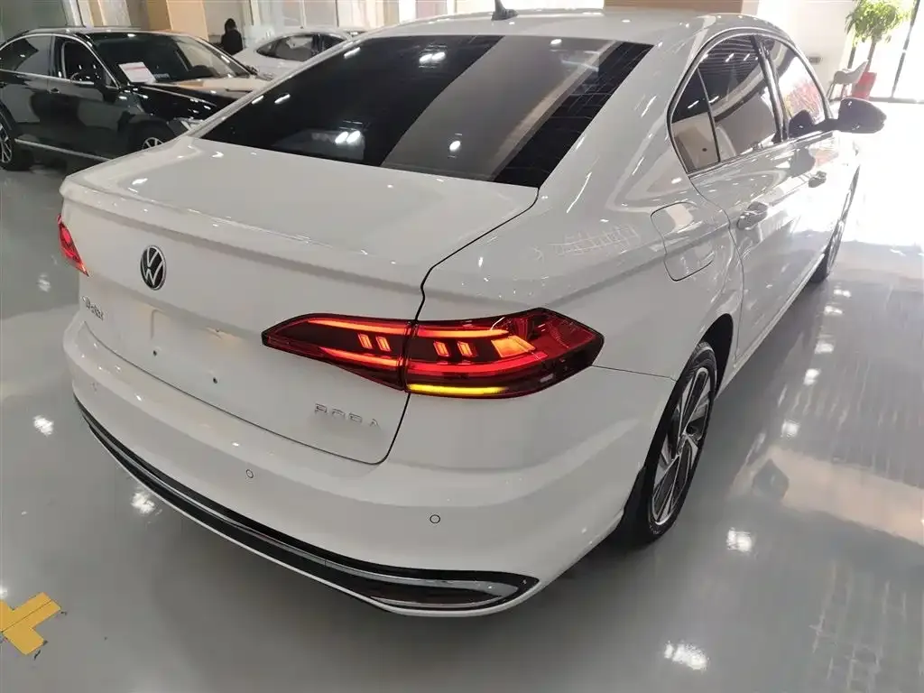 Volkswagen Bora 2024 из CN, фото 7