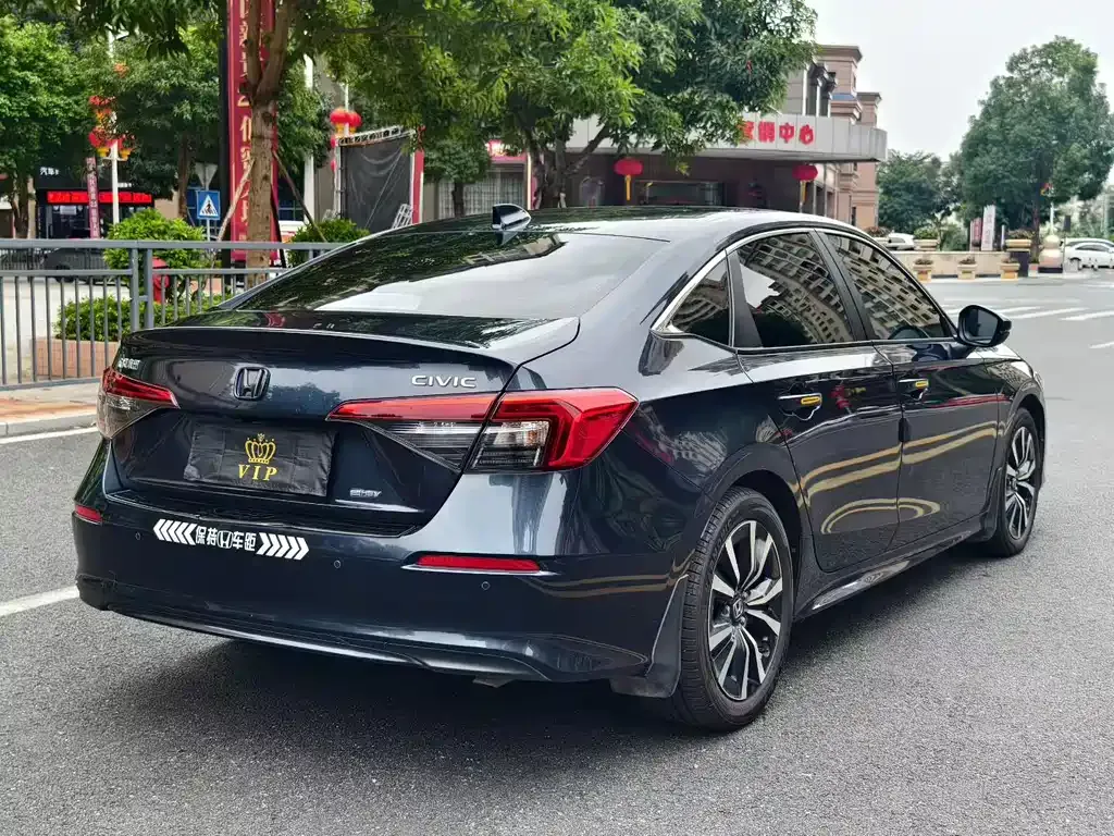 Honda Civic — фото 9