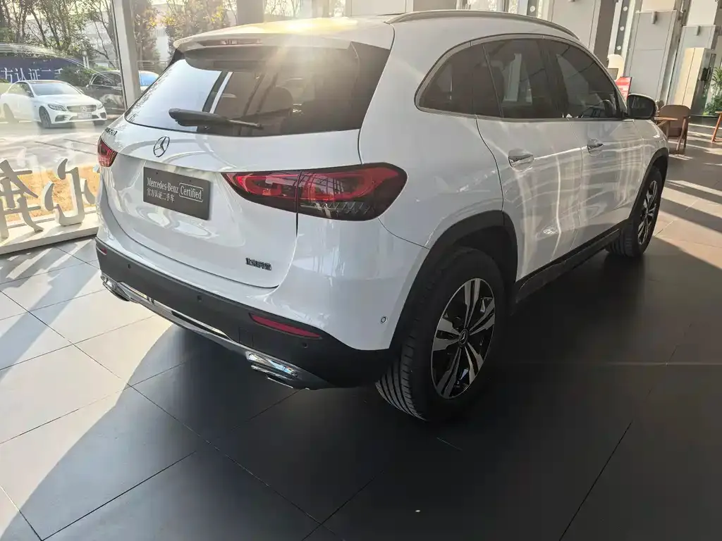 Mercedes-Benz GLA — фото 5