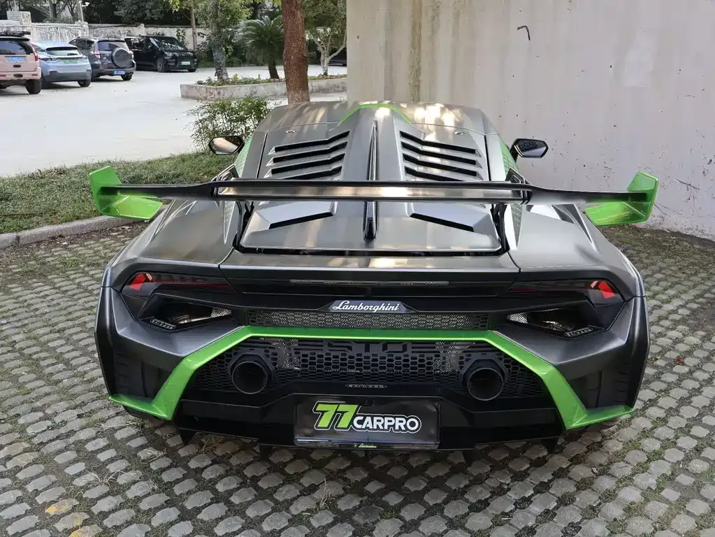 Lamborghini Huracan — фото 10