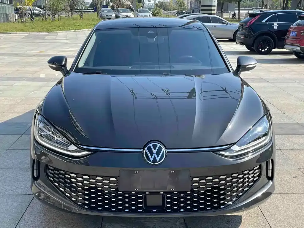 Volkswagen Lamando 2024 из CN, фото 2