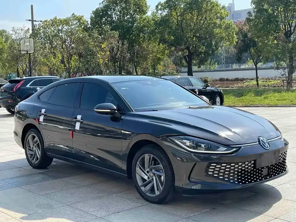 Volkswagen Lamando 2024 из CN, фото 3