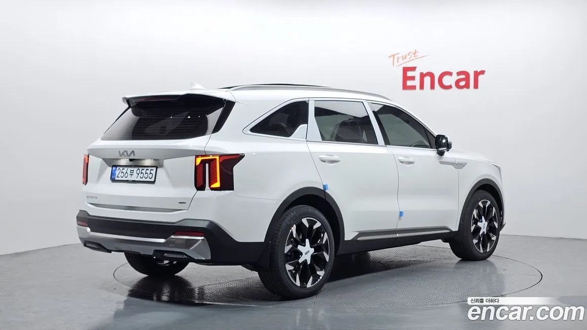 Kia Sorento — фото 2