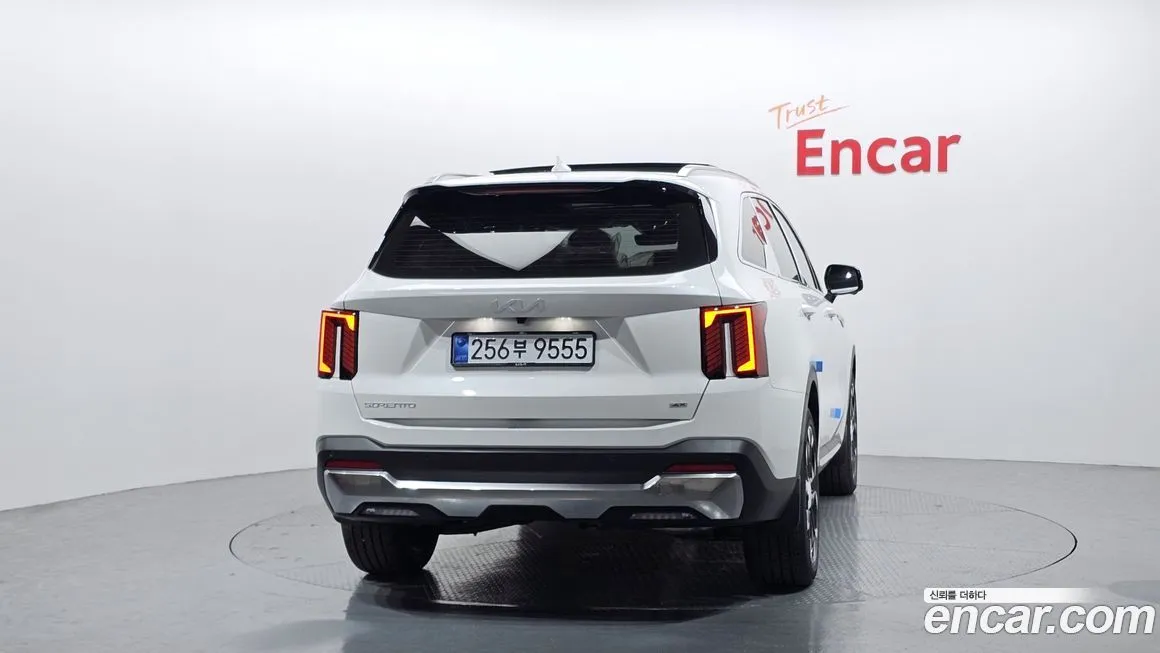 Kia Sorento — фото 4