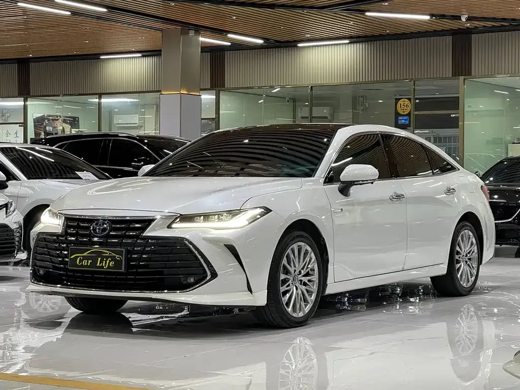 Toyota Avalon 2023 из CN, фото 4