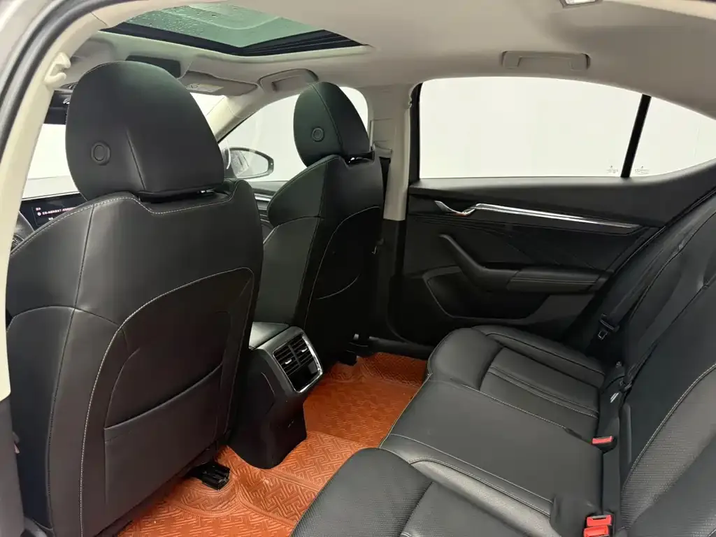 Skoda Octavia 2021 из CN, фото 8