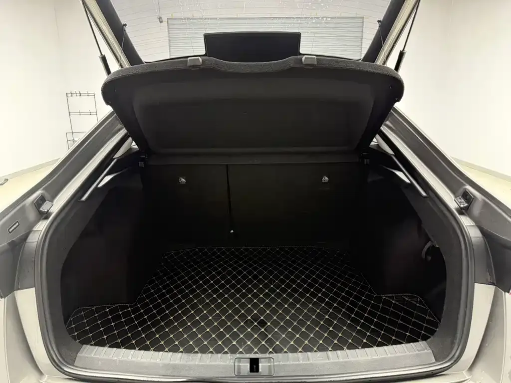 Skoda Octavia 2021 из CN, фото 9