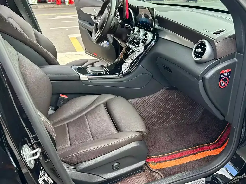 Mercedes-Benz GLC 2023 из CN, фото 8