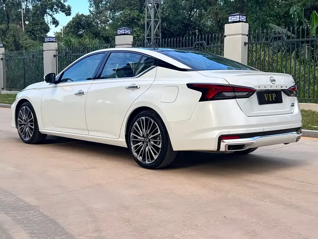 Nissan Teana 2022 из CN, фото 4